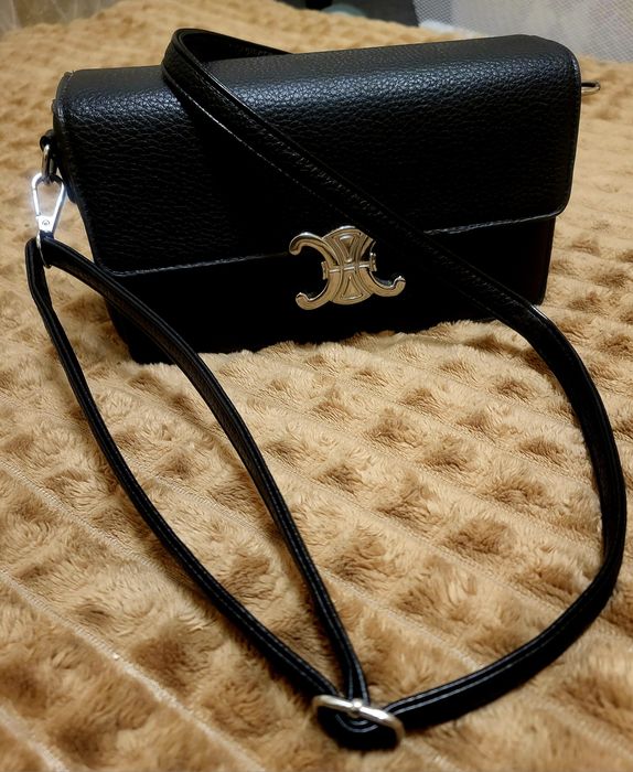 Сумочка жіноча .