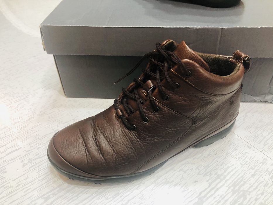 Демисезонные ботинки Stockport  Ecco 38 р