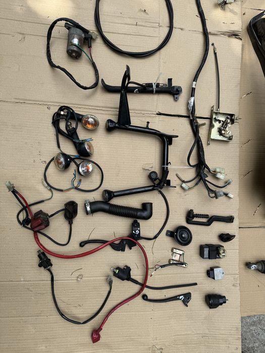 Skuter 50 4t Garelli Tiesse chińskie każde 50 cc 4sów owiewka czasza