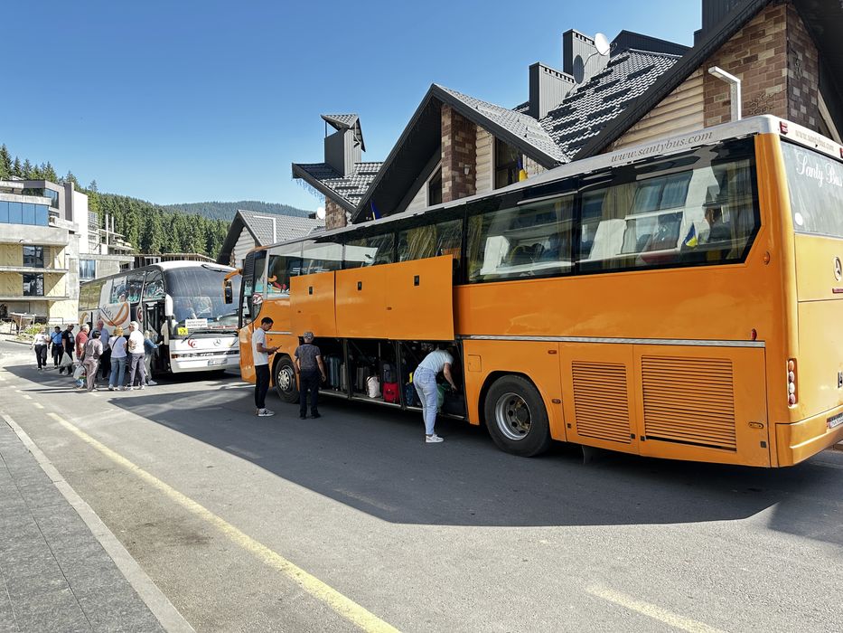 Туристична агенція Золото Карпат,екскурсії трансфер,зустріч