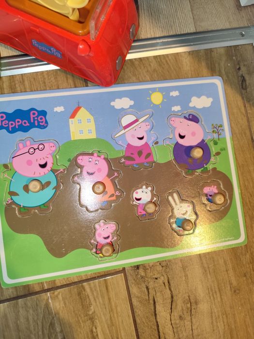 Zestaw zabawek świnka Peppa układanki sorter