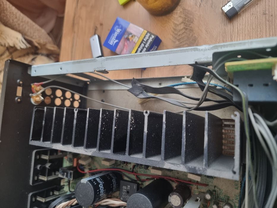 GRUNDIG Fine Arts A 9000