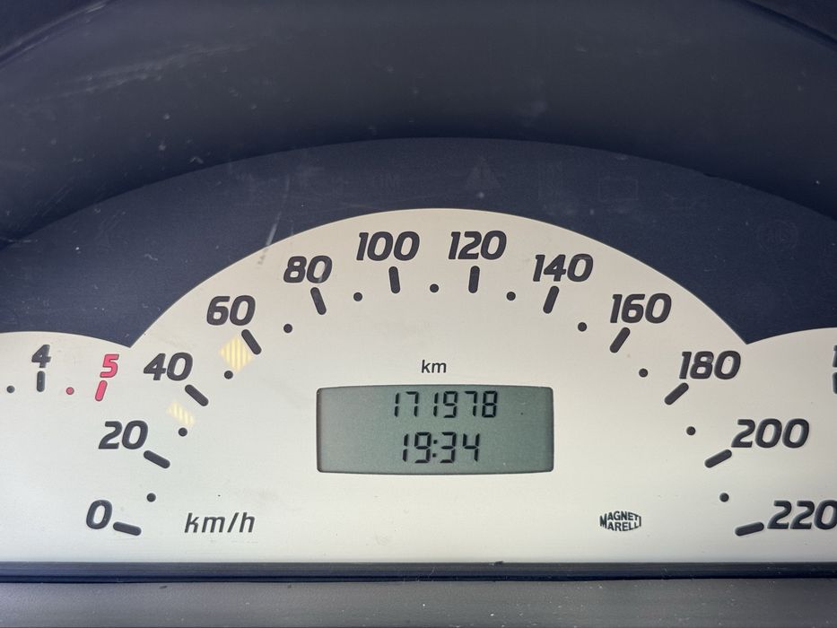 Mercedes-Benz A170