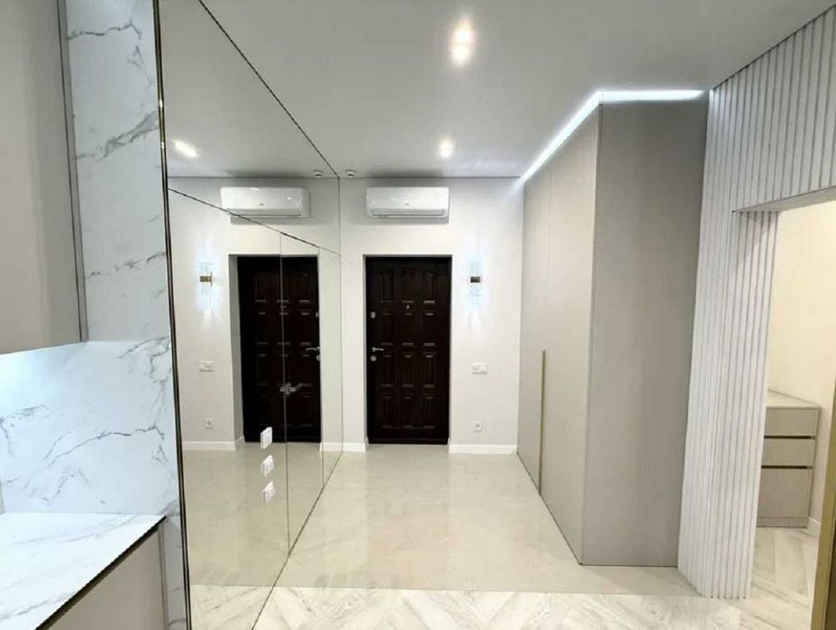 Продам 2 комнатную квартиру, новый дом, жк 63-я Жемчужина, ул. Краснова.