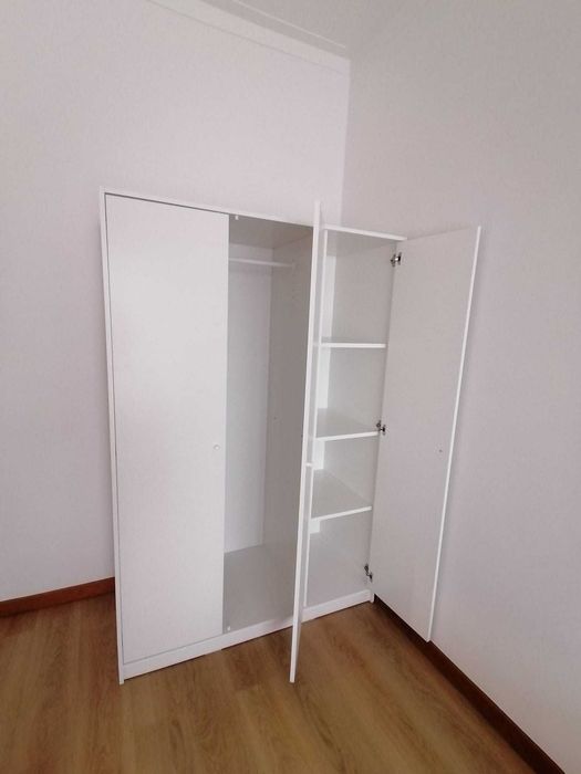 Quarto mobilado