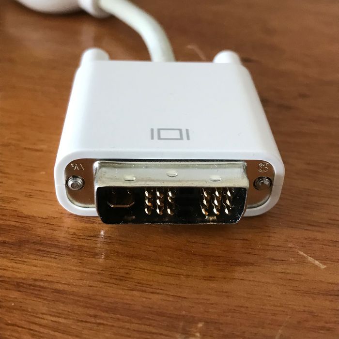 Adaptador DVI - VGA Apple