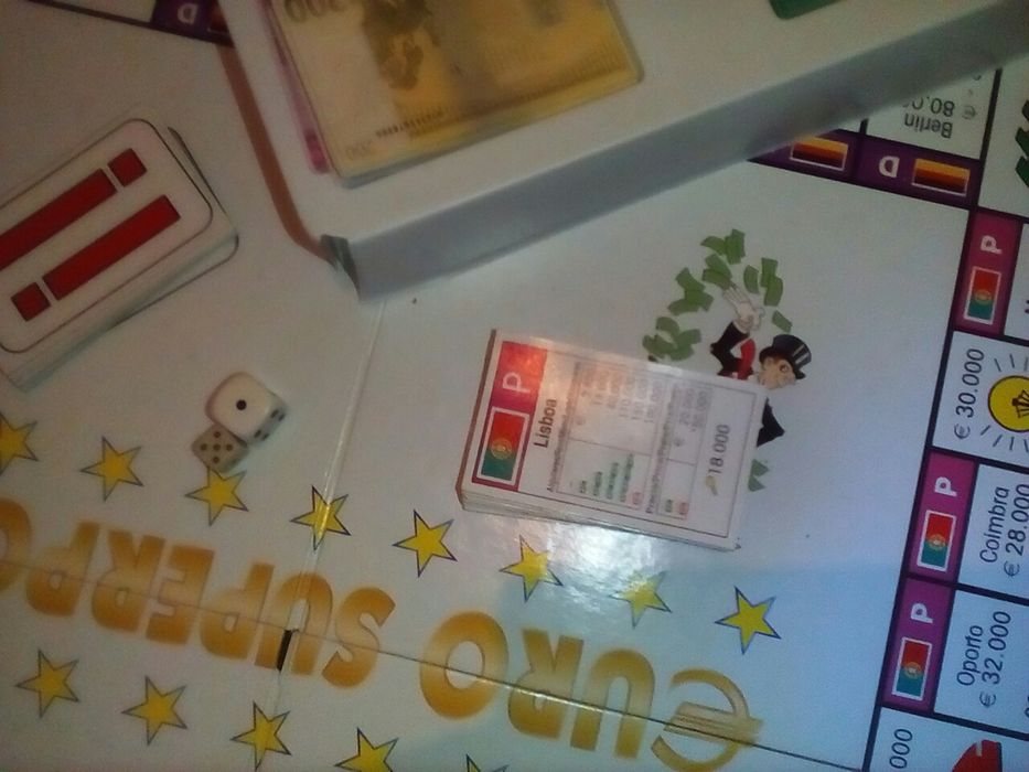 Superpoly jogo tipo monopoly