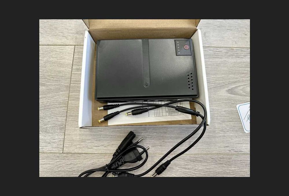 ИБП мини упс DC1018L 18W.