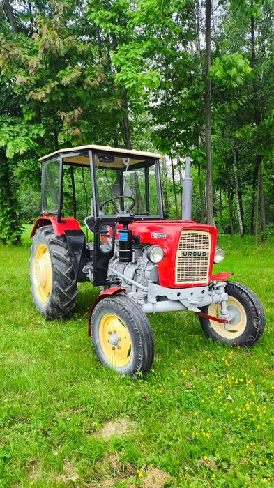 Ciągnik Ursus C328/C330