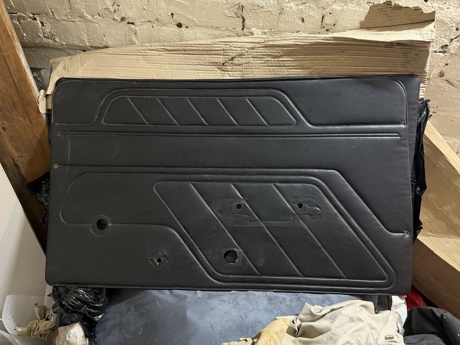 Карти дверей нива в ідеальному стані