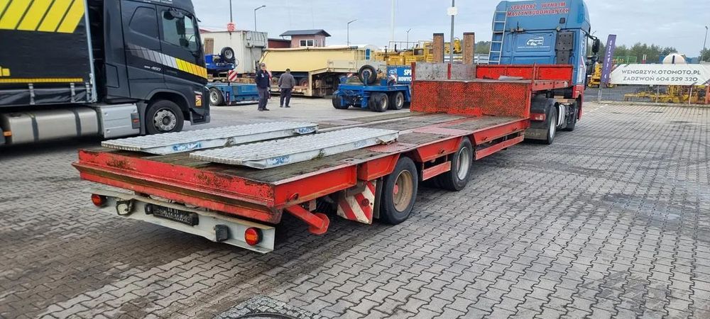 Naczepa niskopodwoziowa typu semi, 2 osiowa, najazdy alu