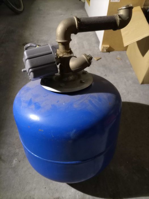 Bal o De Press o De gua Com Pressostato Ferment es OLX pt