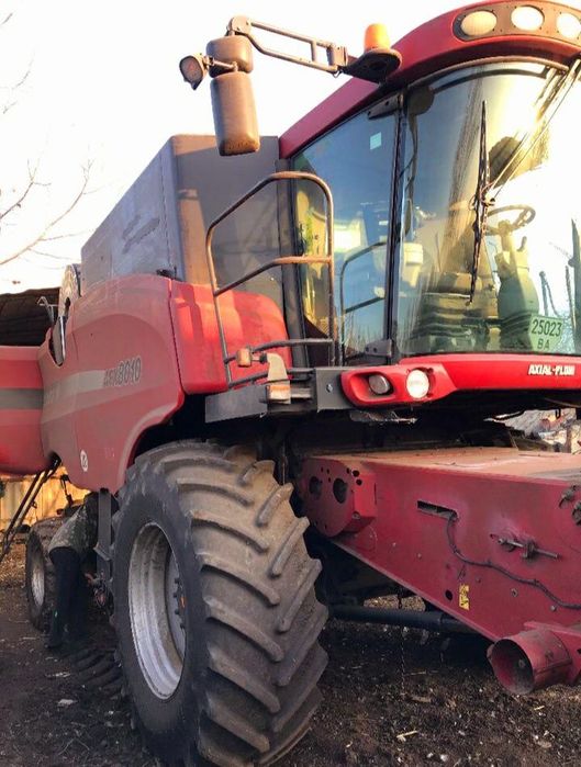 Комбайн Case AFX 8010