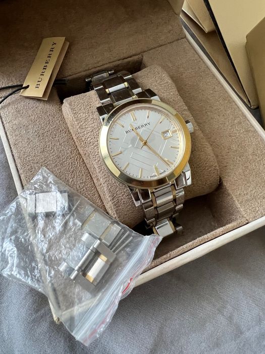 Годинник Burberry - 26мм - оригінал - вживаний