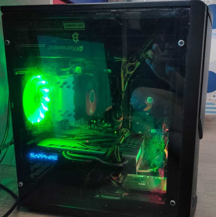 Продається ігровий комплект монітор, системний блок та клавіатура