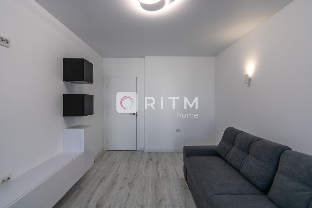 Здається в оренду квартира з меблями і технікою в центрі міста