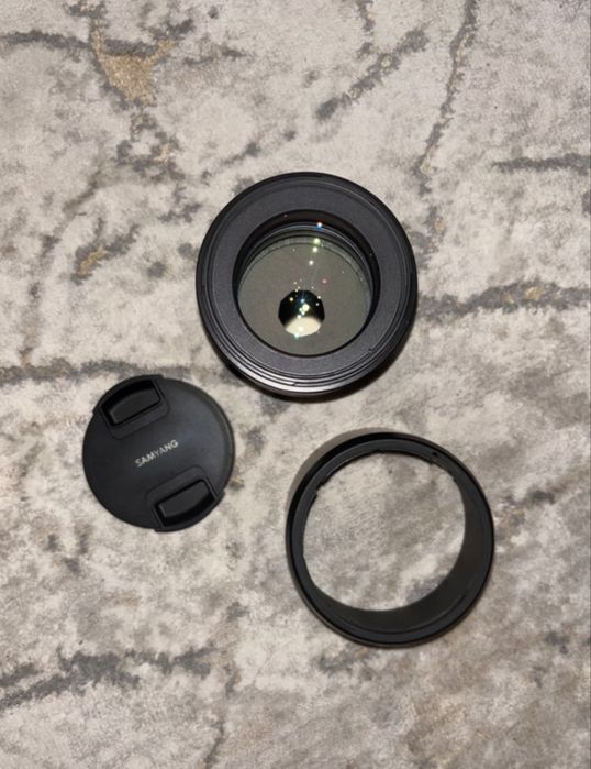Samyang 85mm f/1.4 - Sony FE mount