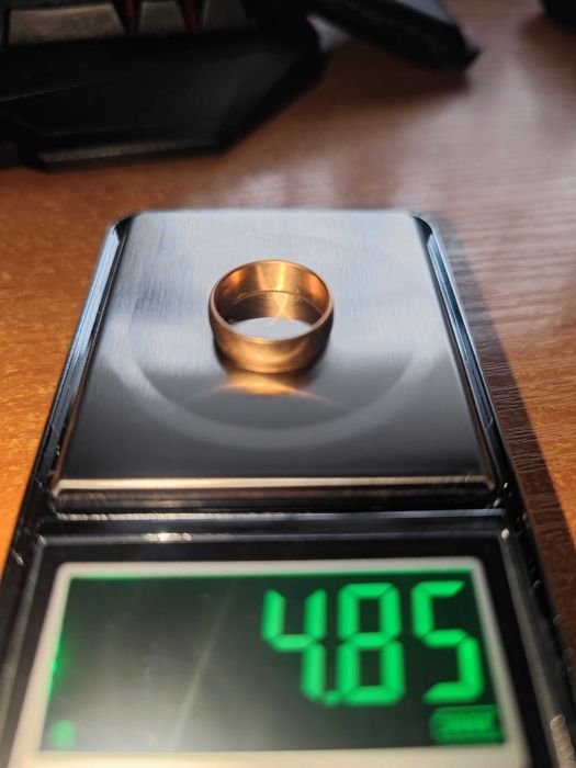 Продам золотые кольца 375/583/585