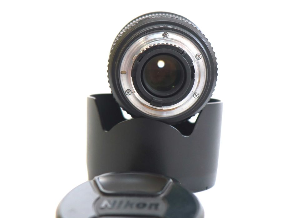 Lente Nikon 17-55mm f\2.8 objetiva em boas condições