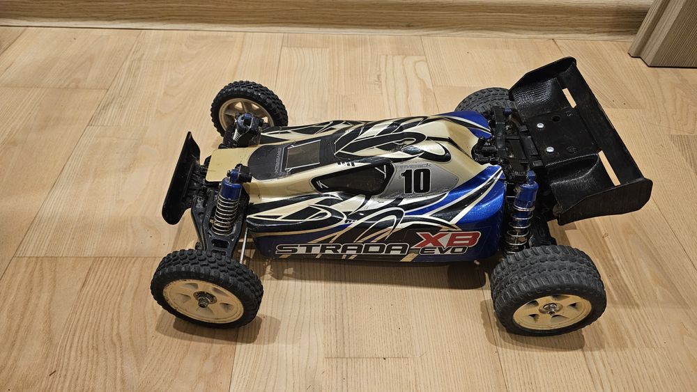 Model TAMIYA 1:10