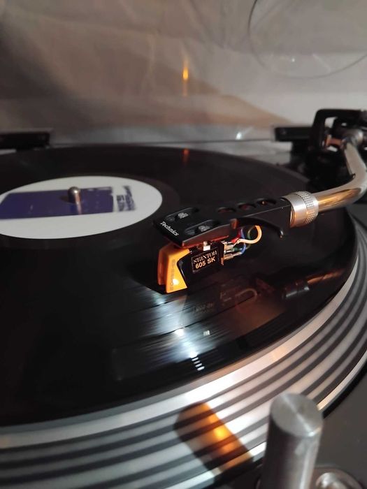 Gira-Discos (turnable) Technics SL 1210 MK II