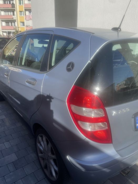 Mercedes A 169 benzyna