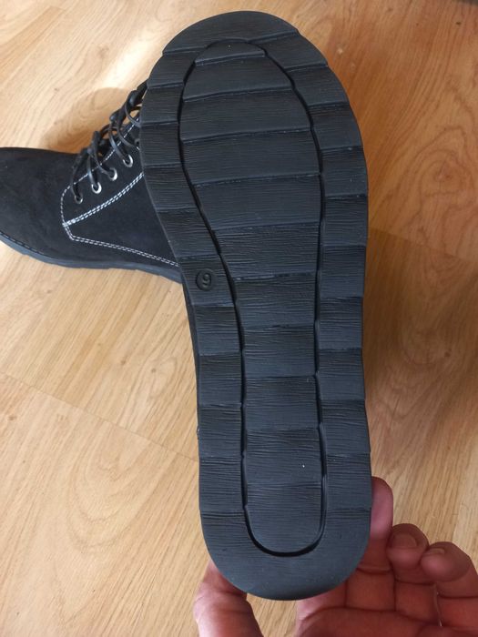 Женские новые замшевые демисезонные ботинки HEAVENLYSOLES 43 p.