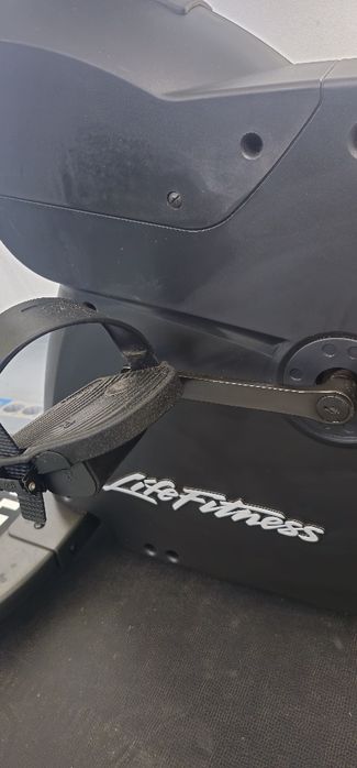 Rower stacjonarny pionowy LifeFitness C1 gwarancja