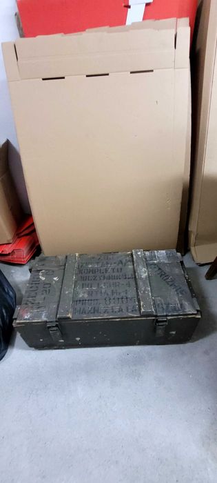 Skrzynia wojskowa militarna