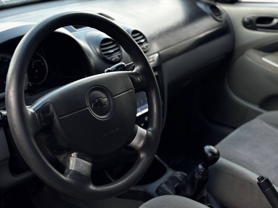 Chevrolet lacetti 2009