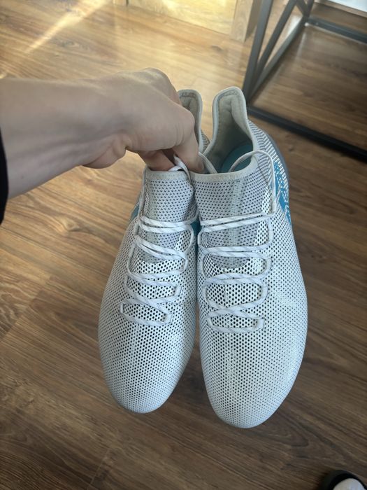 Korki pilkarskie miksy na naturalne boisko Adidas X