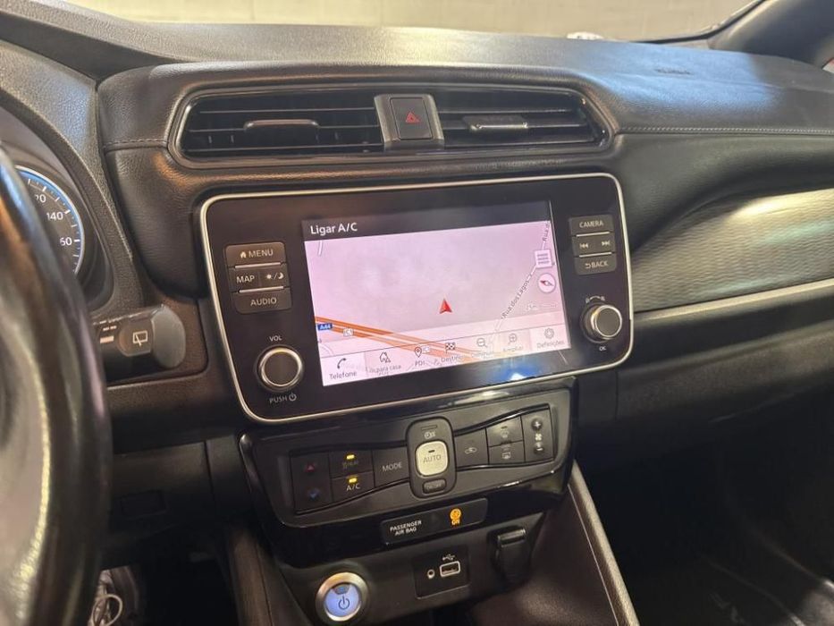 Nissan Leaf Acenta516697118098083845