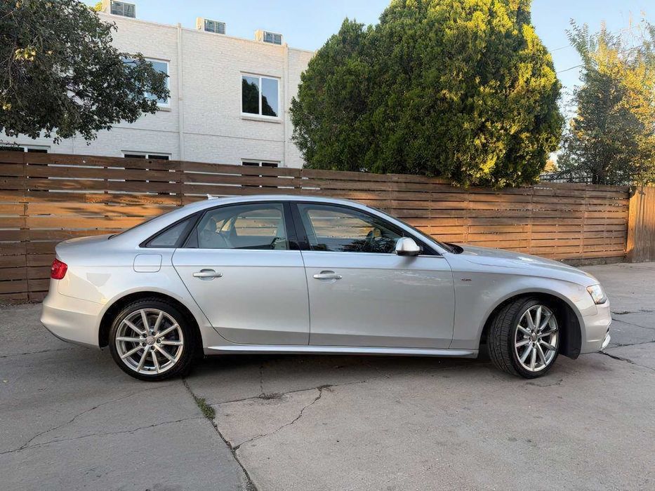 Audi A4 quattro Premium Plus      2014