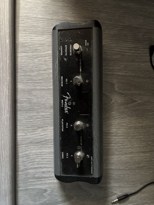 Amplificador guitarra Mustang GTX50 + pedaleira