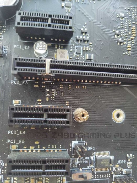 Материнская плата MSI MPG Z490 GAMING PLUS на сокет 1200 чипсет Z490