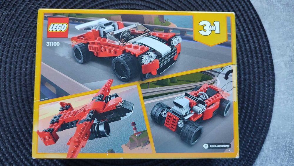 LEGO® 31100 Creator 3w1 - Samochód sportowy