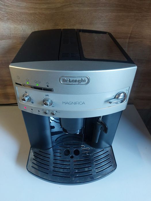 Ekspres De'Longhi Magnifica uszkodzony Wysyłka!