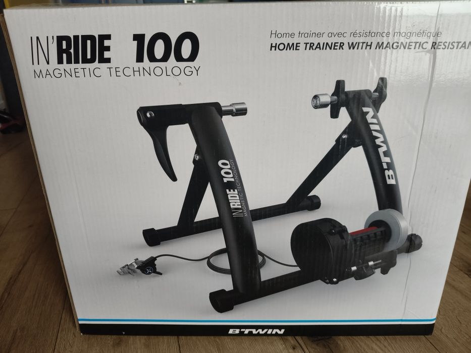 Trenażer in ride 100 + podstawka + opona  700x25+ dętka