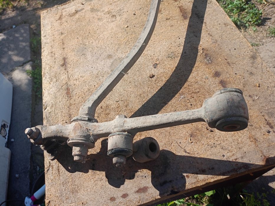 Рычаг правый  Ваз 08-09-099