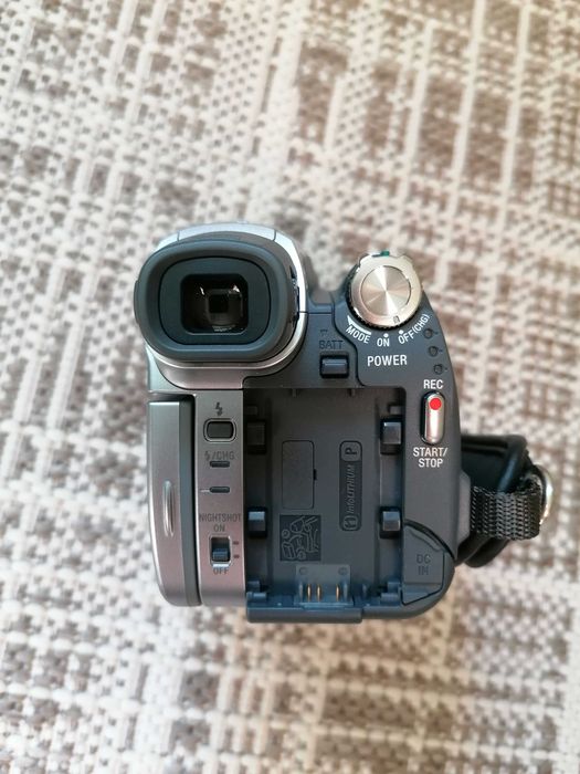 продам видеокамеру Sony DCR-HC96E