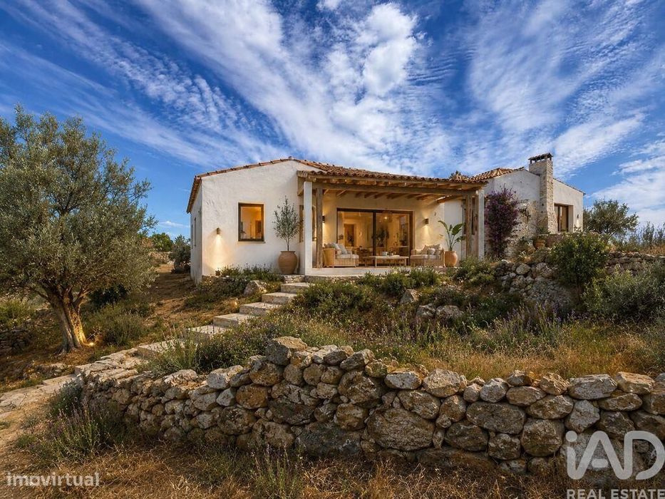 Moradia térrea em Conceição e Cabanas de Tavira de 81 m2