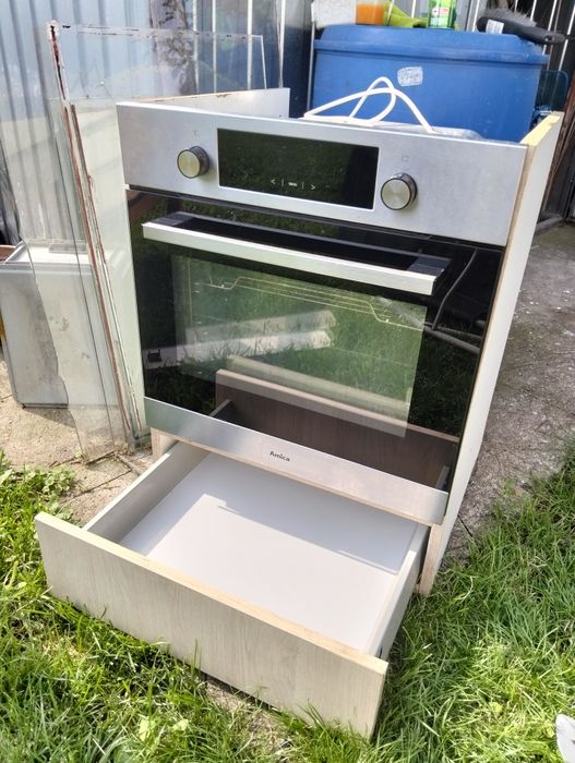 Kuchenka elektryczna pod zabudowę