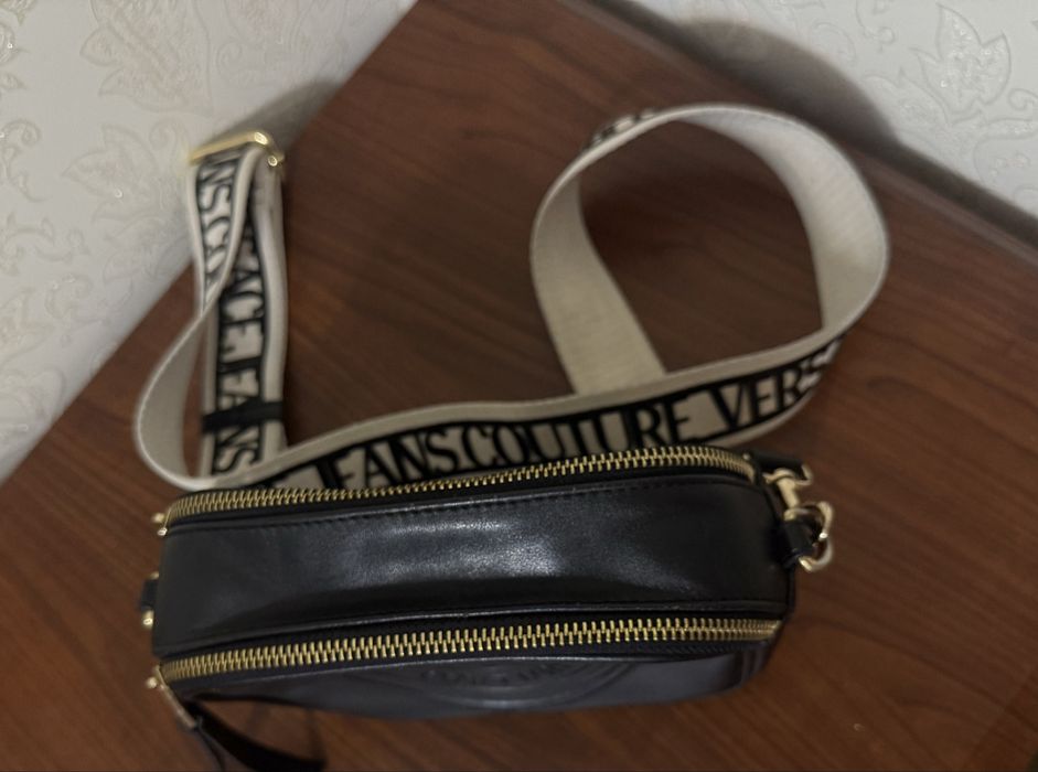 Сумочка крос-боді Versace couture jeans