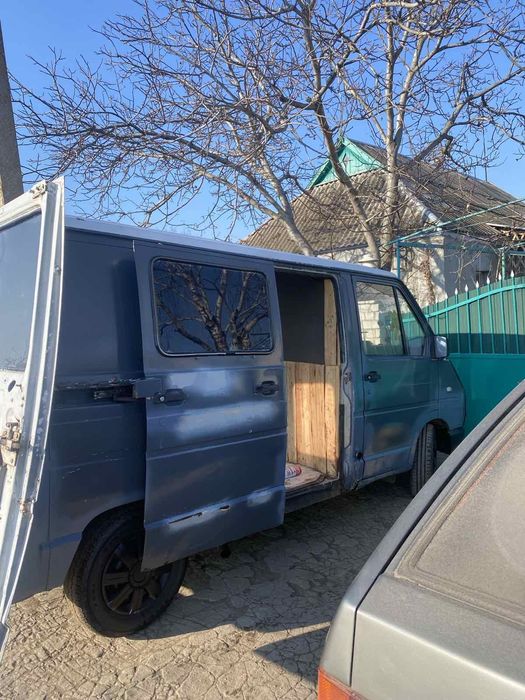 Продам машину на ходу