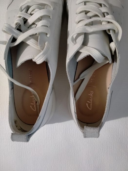 Жіночі кросівки від бренду Clarks