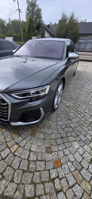 Audi S8