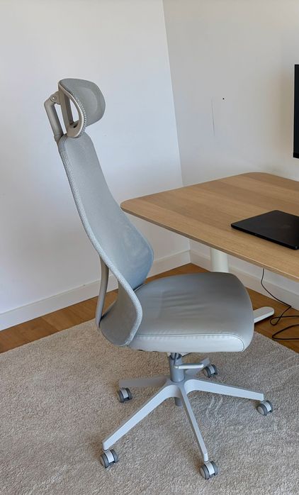 Cadeira para Jogos ou Escritório (Gaming or Office Chair)