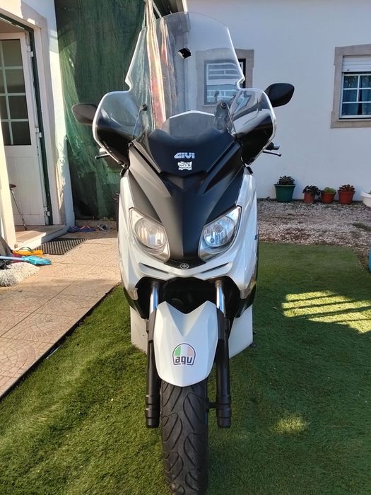 Vendo XMAX 250cc 2010