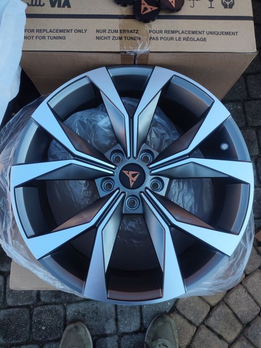 Nowe alufelgi felgi cupra formentor terramar Seat Leon ateca 18 5x112