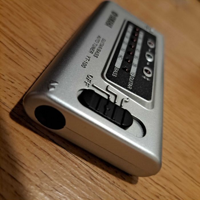 Afinador guitarra/baixo Yamaha YT-100 guitar/bass auto-tuner